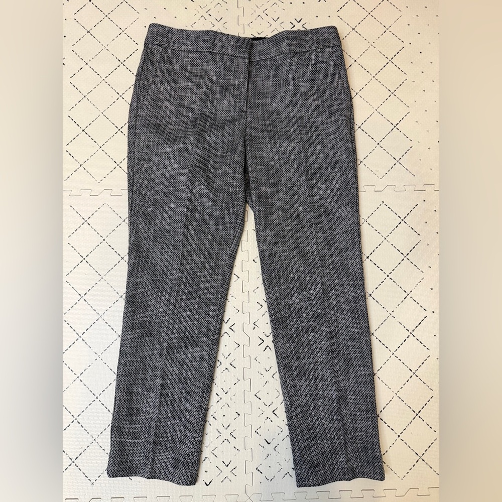 NWT Ann Taylor‎ Devin Fit Black White Textured Knit Slim Ankle Pants Size 8